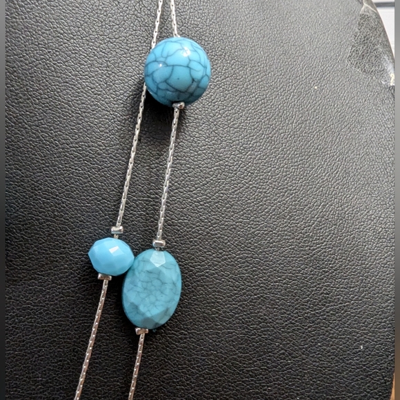 - Elegant Turquoise  Jewelry Set. Faux. 22 Inches. Earrings 2 Inches. - Picture 3 of 6